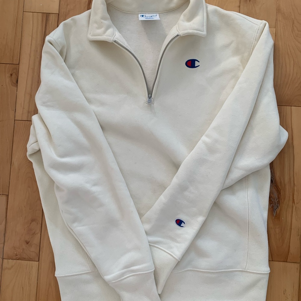 Beige champion sweater